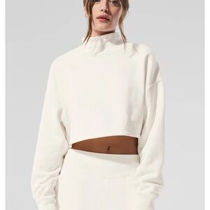 ALO Yoga Cropped serenity coverup ivory